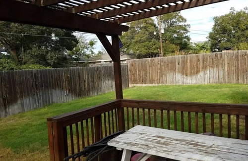 Midland House | Family-sized home with quick access to the loop!
