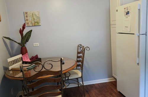 Prudenville House | Family sized updated cottage with garage -Fenced in yard for pets.