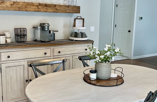 Wantage House | Family ski retreat near Mountain Creek (Pet-Friendly!)