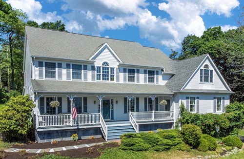 Wantage House | Family ski retreat near Mountain Creek (Pet-Friendly!)