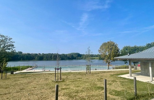 Treignat Cottage | Family stay in a chalet with fishing, natural pool and summer activities