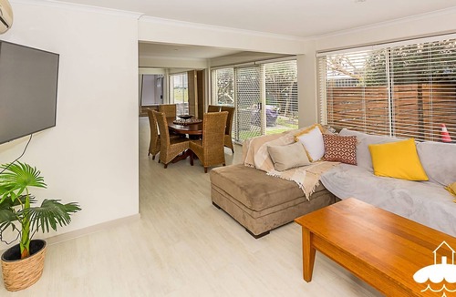 Sandy Point House | Family Tidez, Sandy Point