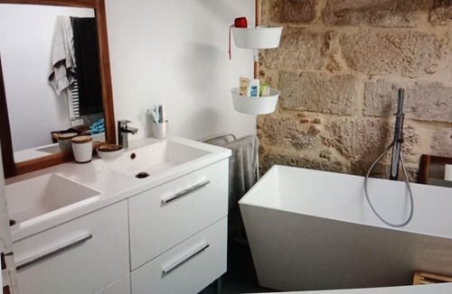 Montbazin House | Family townhouse
