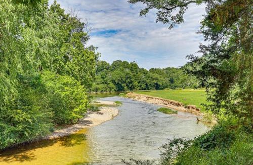 Glenwood House | ‘Family Tradition’ Glenwood Cabin w/River Access!