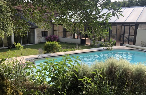 Saint-Germain-Du-Puch House | Family vacation home