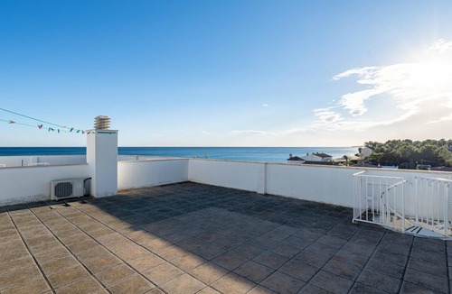 La Ribera Apartment | Family Vacation in front of the beach