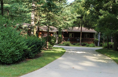 Grand Bend House | Family Vacation Cottage