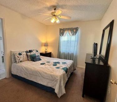 Crescent Lakes House | Family Vacation Home in Quiet Community with Private Pool and Spa
