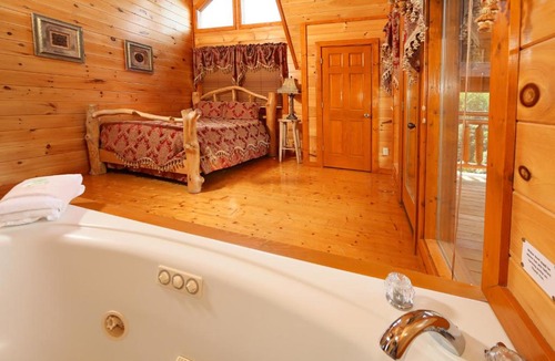 Sevierville House | Family Valley Lodge