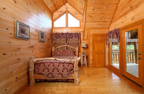 Sevierville House | Family Valley Lodge