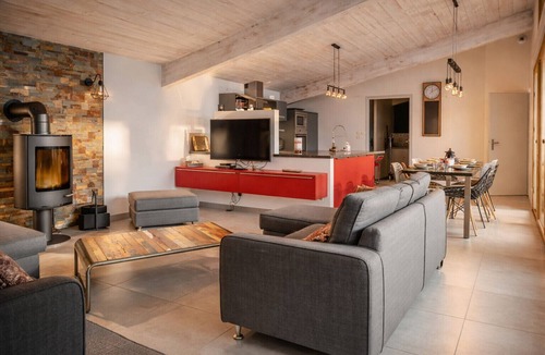 Olonne-sur-Mer Villa | Family villa with pool – 6 guests