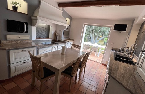 Piolenc Villa | FAMILY VILLA 8/9 pers. air-conditioned with swimming pool, in Provence