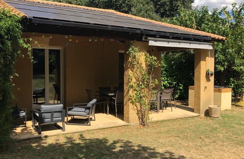 Collias Villa | Family villa for 10 people with large private pool and large garden