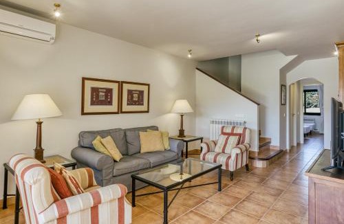 Navata House | Family villa in Torremirona Resort