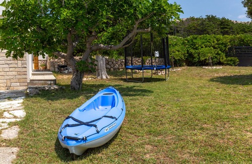 Pag Villa | Family Villa Pag 2 min from the beach hot tub - free parking