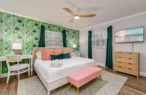 Clearwater House | Family villa Pool Fire Pit & Games