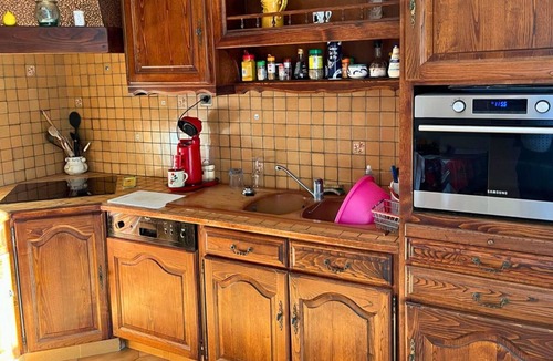 Arzens Villa | Family Villa: Pool, Ping-Pong, fenced garden, BBQ
