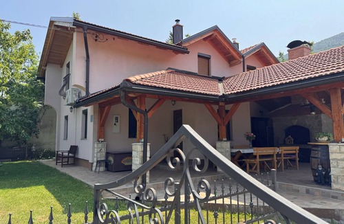 Senj Villa | “Family villa with jacuzzi, terrace & mountain view – Vržici, Senj”