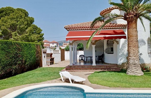 Miami Platja Cottage | Family Villa with Private Pool and WiFi