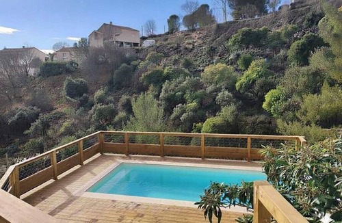 Vailhauques Villa | Family villa with pool and view