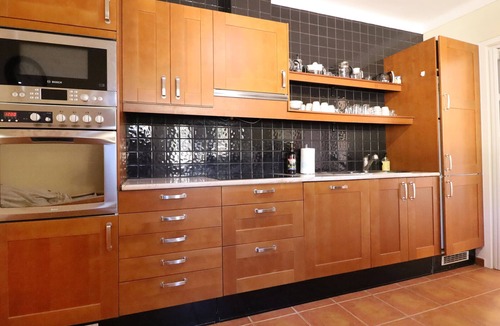 Pau Cottage | Family Villa with Private Pool, Costa Brava