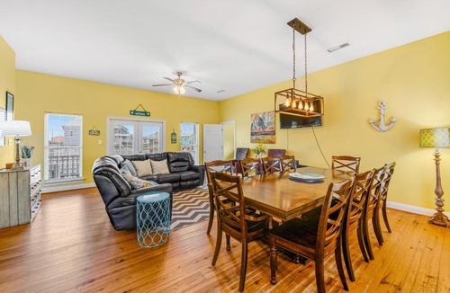 Fort Morgan House | Family Waves