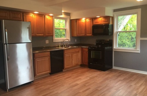 Rochester House | Family & Wellness Retreat Sleeps 8 Near RGH