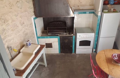 Assas House | Family winemaker Loizo