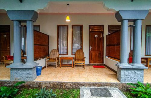 Tetebatu Hotel | Famoris Cottages