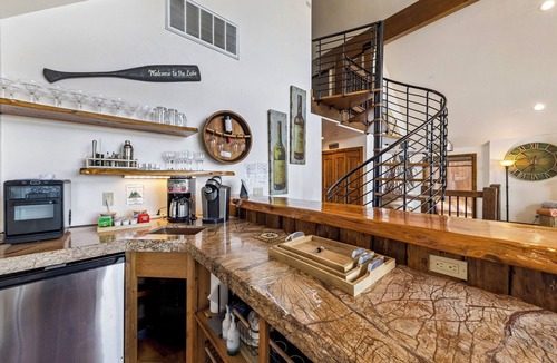 Al Tahoe House | Famous Cabin - Hot Tub, Walk to Lake, Pets