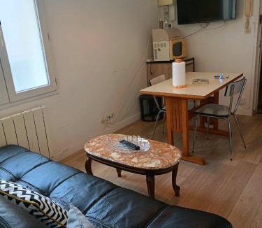 Graville Apartment | FamousHouse