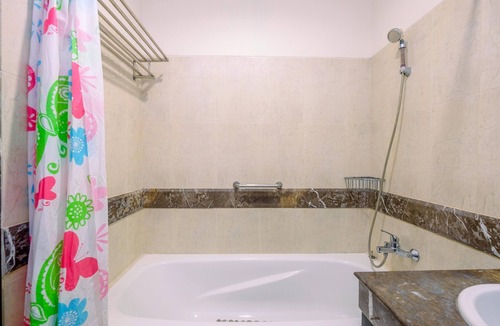 Permata Hijau Apartment | Fancy And Classic Studio Room At Bellezza Apartment