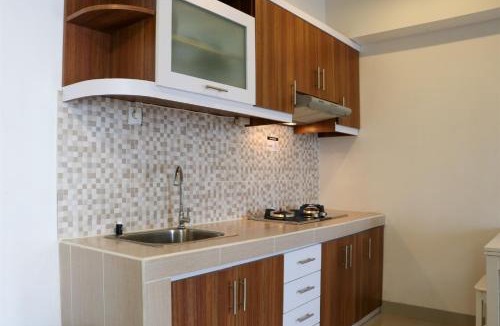 Jatinegara Apartment | Fancy and Nice 1BR Apartment at H Residence By Travelio