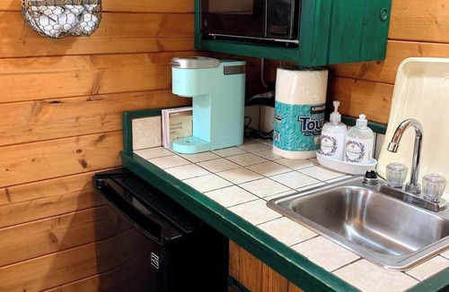 Hayward Cabin | Fancy Fireflies Cabin
