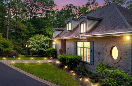 East Stroudsburg Villa | Fancy Poconos Castle & Indoor MEGA 10+ Hot Tub