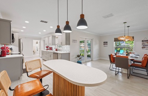 Bradenton House | FANCY RETREREAT
