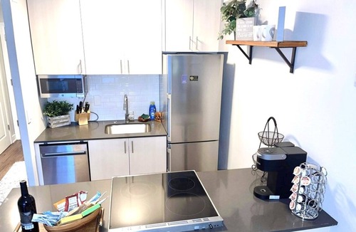 First Hill Apartment | Fancy studio, pet-friendly and parking available