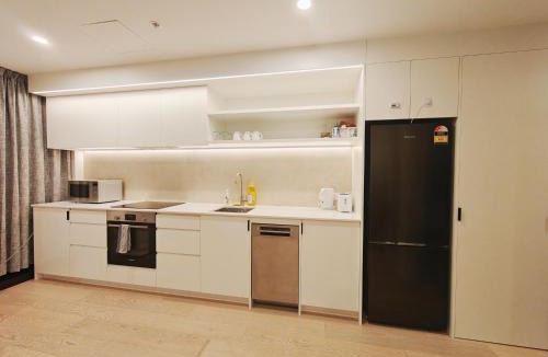 Te Aro Apartment | Fancy stylish and new