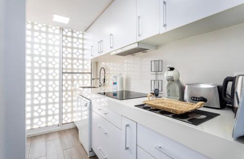 El Puig de Santa Maria Apartment | Fantástico Apartamento en Primerísima Línea Playa