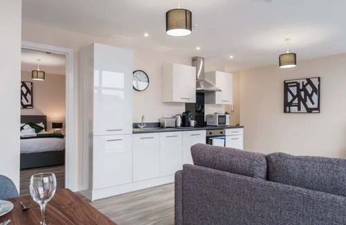 Salford Apartment | Fantastic 1 Bed Apartment, Manchester - Sleeps 2