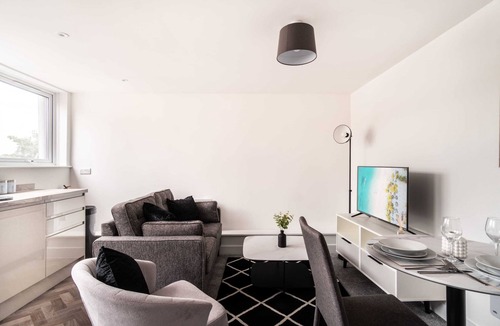 Wrexham Apartment | Fantastic 1 Bed Apartment in Central Wrexham