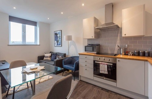 Leeds Apartment | Fantastic 1 Bedroom Apartment, Leeds