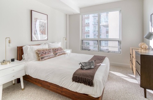 Pentagon City Apartment | Fantastic 1BR in Arlington, Pool + Pet-Friendly