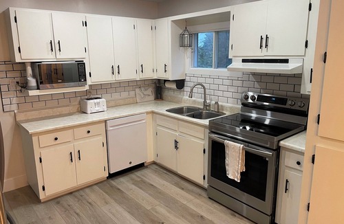 Oyster Bed House | Fantastic 2-bedroom house with AC in charming North Shore PEI
