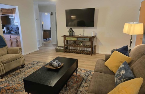Tyrone House | Fantastic 2-bedroom house with office.