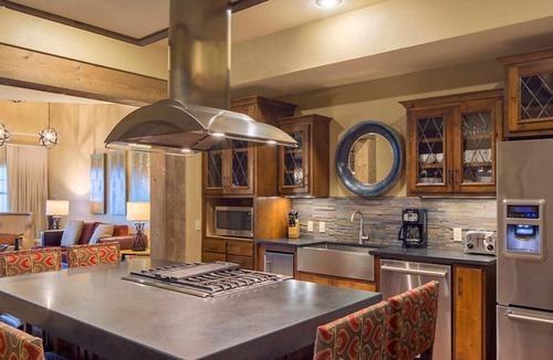 Big Cedars Villa | Fantastic 2-bedroom villa situated around beautiful Table Rock Lake.