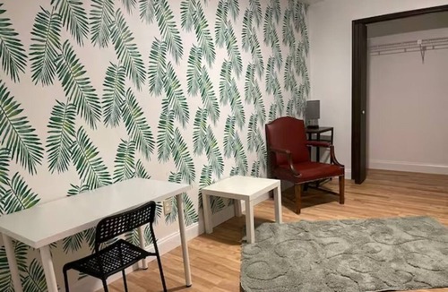 Granite House | Fantastic 2B1B with Office