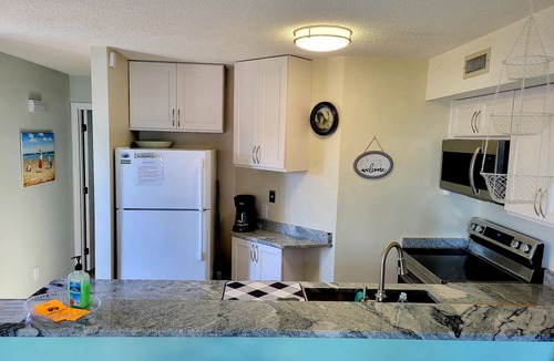 North Carolina Coast Condo | Fantastic 2nd Row One Bedroom with Amazing Ocean Views!