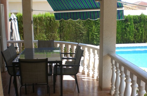 Los Alcazares Villa | Fantastic 3 bedroomed detached villa with private pool, free wi-fi and A/C
