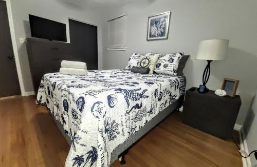 Norfolk House | Fantastic 3BR Close to Botanical Gardens and Airport